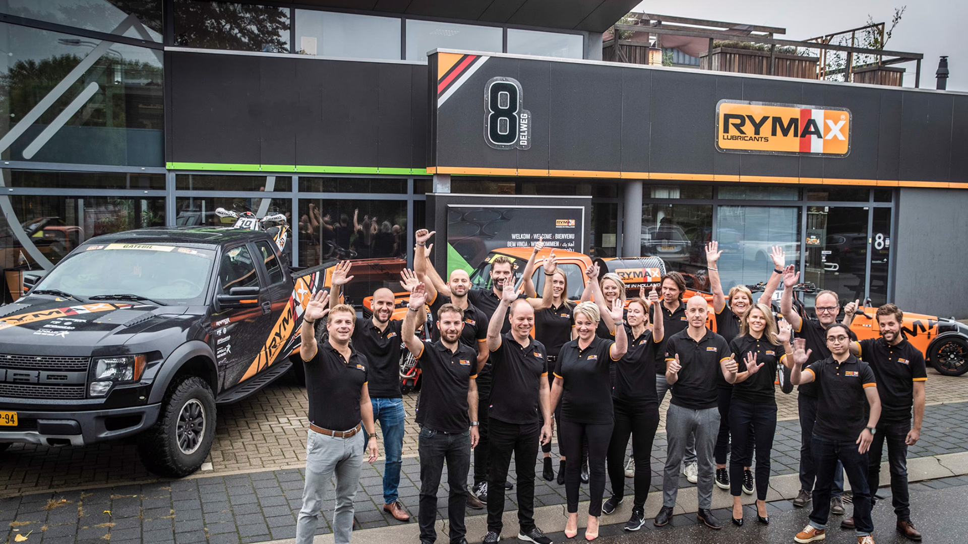 Office Environment Group Pic